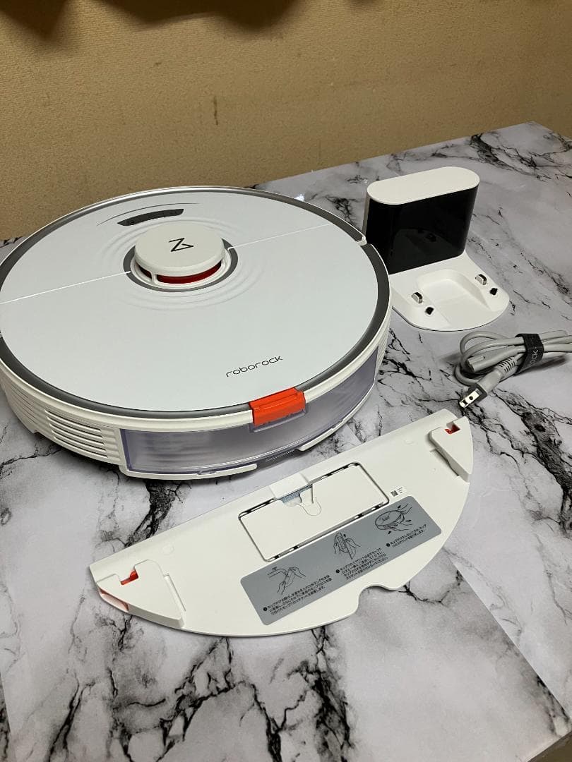 ★Roborock S7ホワイトロボット掃除機＋水拭き対応モデル★