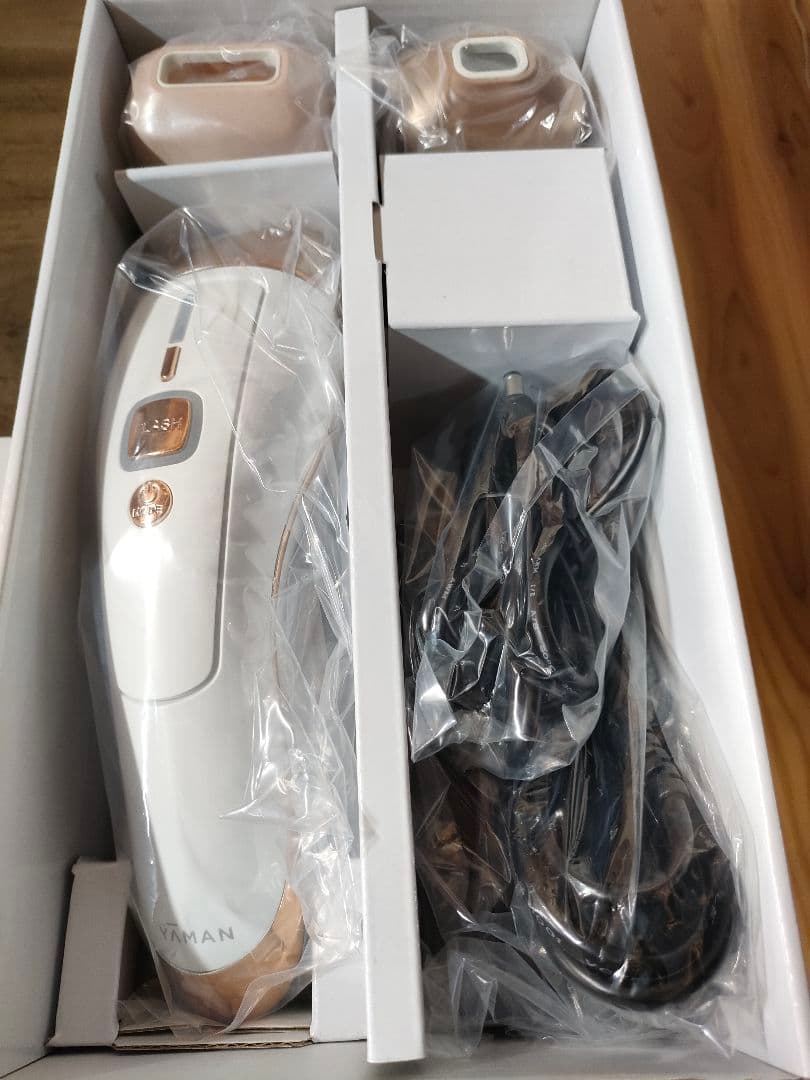 年末セール！YAMAN 家庭用光美容器 ダブルエピルミナスボーテ　STA-208