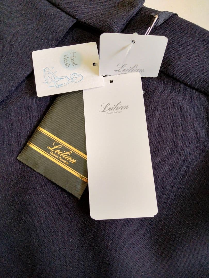 専用【新品だけど難アリ】レリアンのパンツ