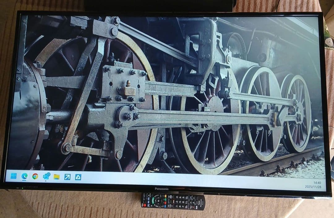 Panasonic VIERA 43型 液晶テレビTH-43D305HT ①