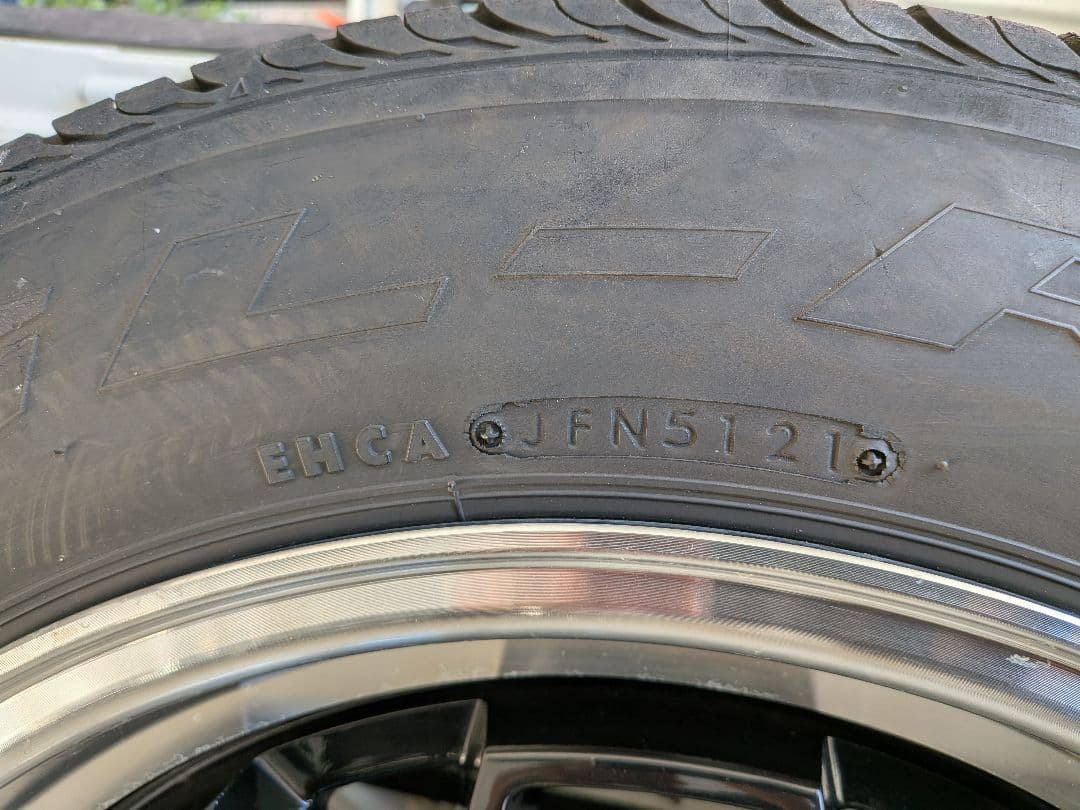 17インチ ホイールセット ハイエース