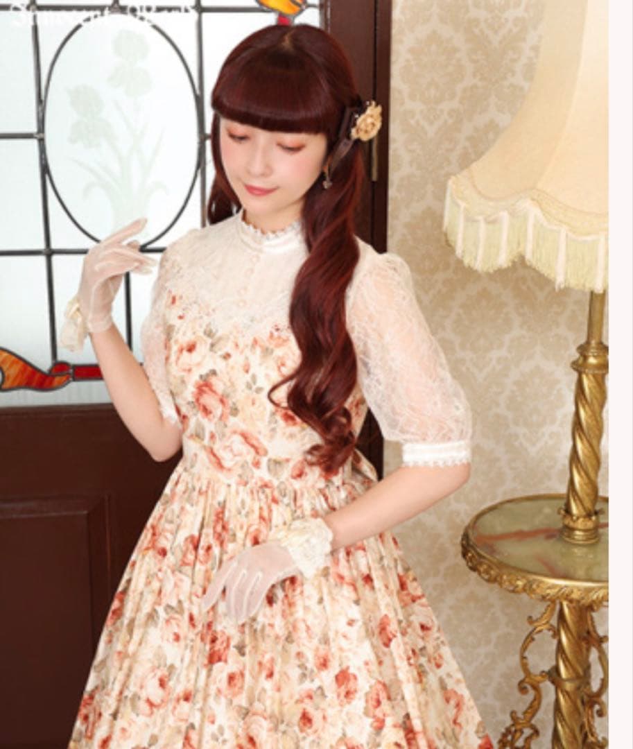 Innocent World クイーン・エリザベス・ローズワンピース