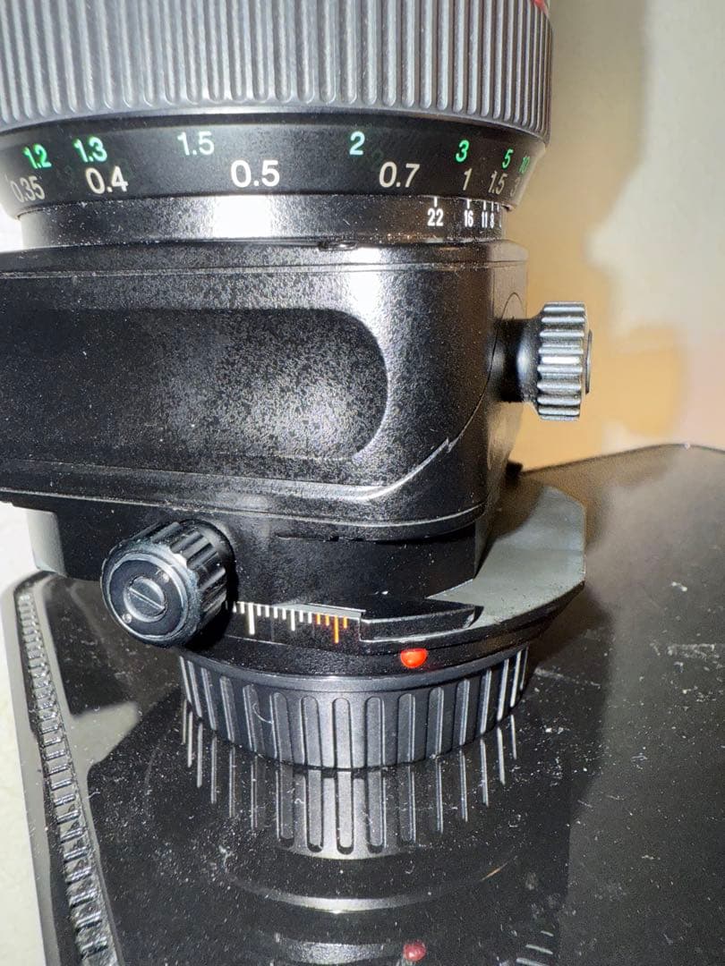 Canon TS-E 24mm f/3.5 ティルトシフトレンズ