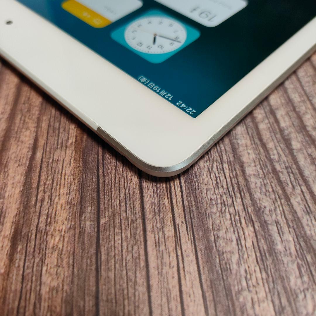 apple iPad 第8世代 128GB SIMフリー 美品