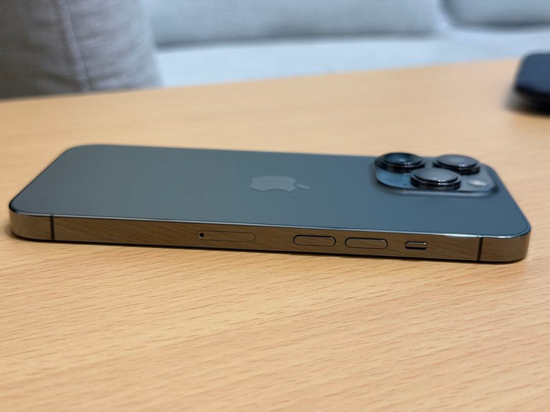 米国版 iPhone 13 Pro 128GB 無音カメラ