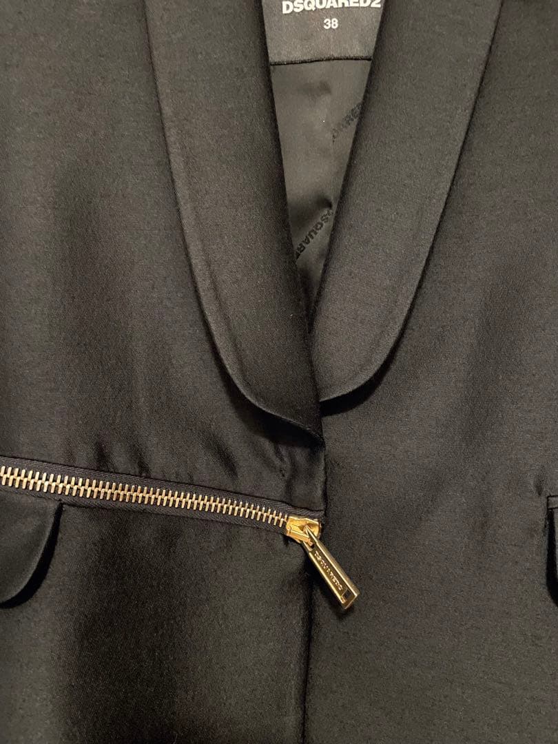 ☆新品同様☆大変お洒落なDSQUARED2 ブラック テーラードジャケット 38