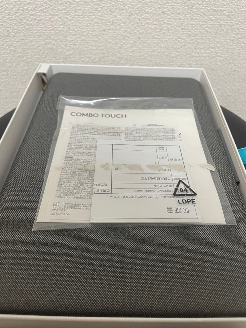 Logicool COMBO TOUCH iPadケース