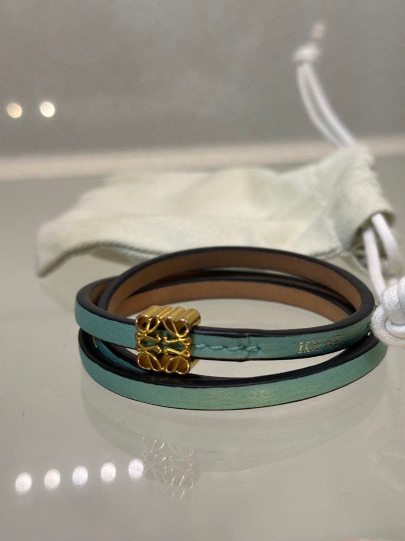 LOEWE ロエベ　ツイストバングル　カーフ