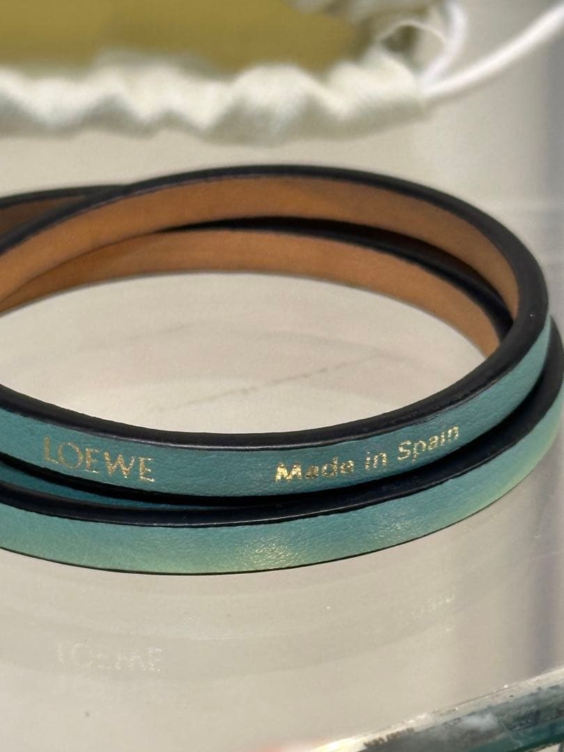 LOEWE ロエベ　ツイストバングル　カーフ