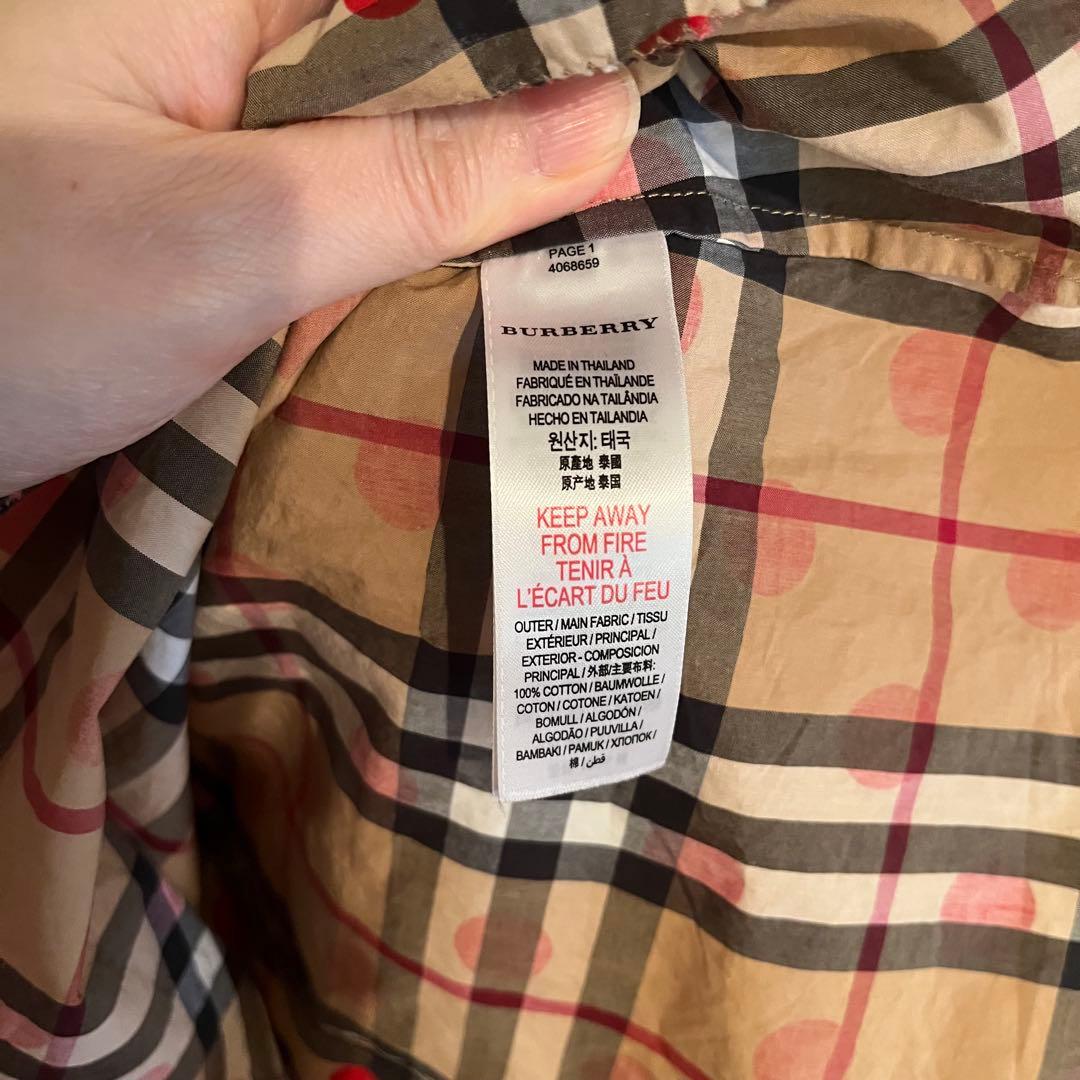 未使用　Burberry ポルカドット柄　ブラウス　6y 120㎝