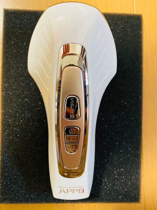 超美品 SPTM アップビー メソポレーター 美顔器　　　　　2本美容液付き