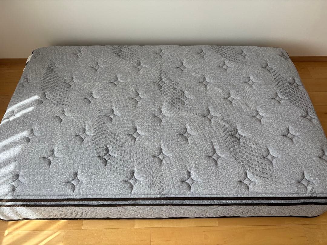 サータ　ライトブリーズ72 PS7.7 セミダブル