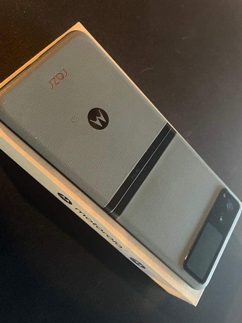 motorola razr40 セージグリーン