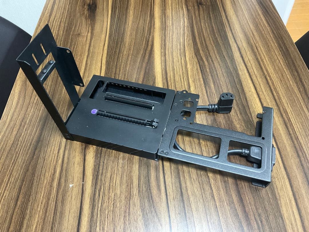 【プロフ必読】※値下げ中　MINIS FORUM ミニPC B550