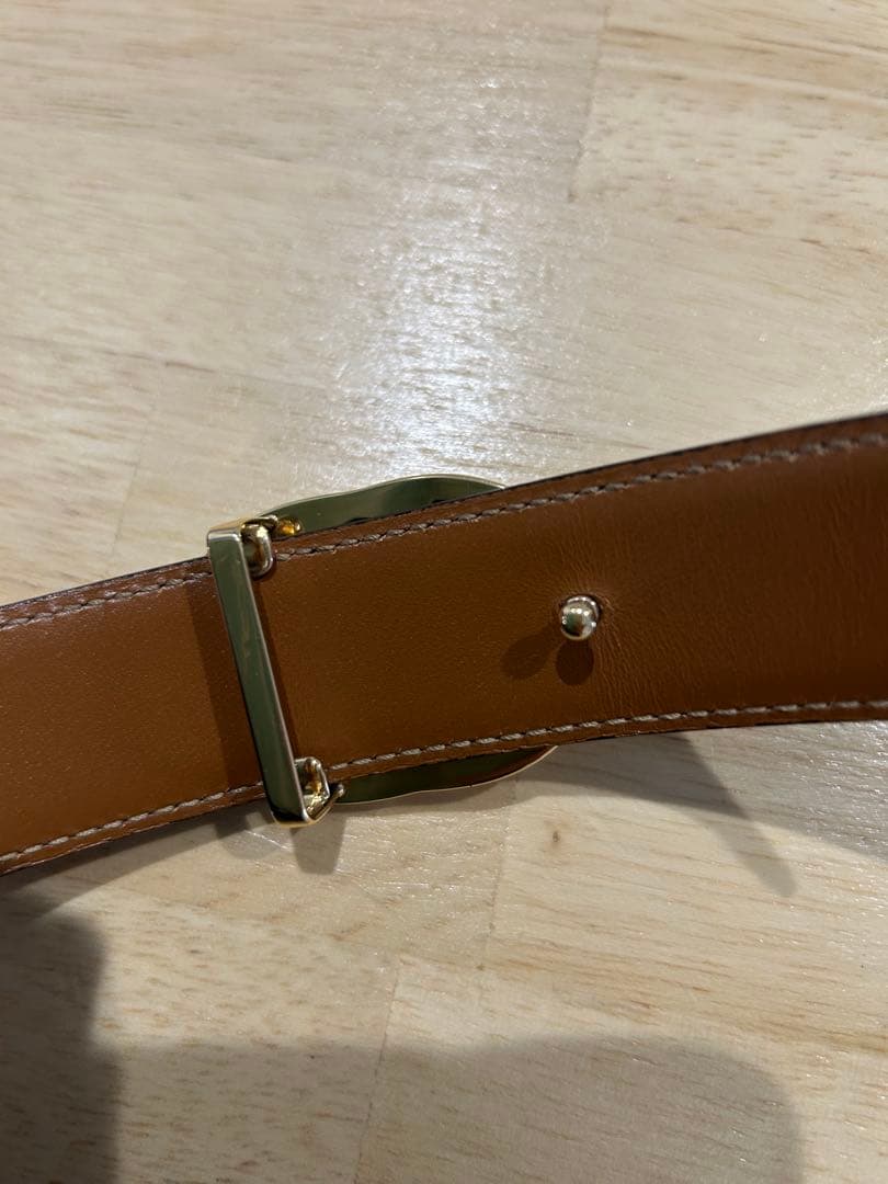 GUCCI レディースブラックレザー ベルト 調整可能