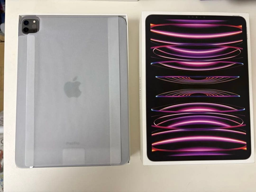 【新品同様】iPad Pro 4世代 スペグレ　お年玉価格