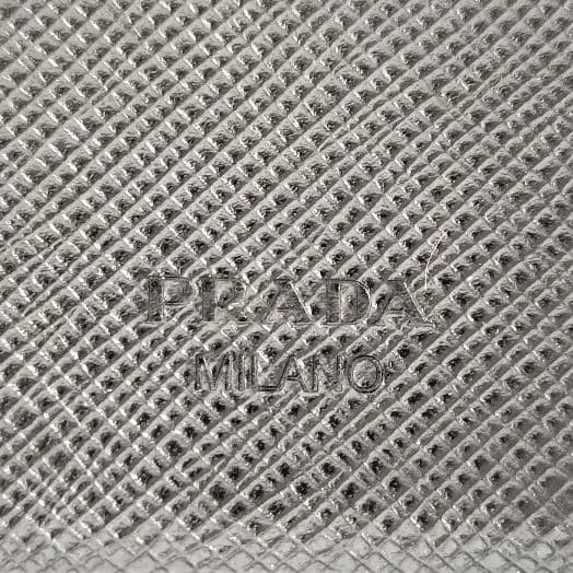 【ほぼ未使用品】PRADA/プラダ　iPhone X/XSケース　サフィアーノ