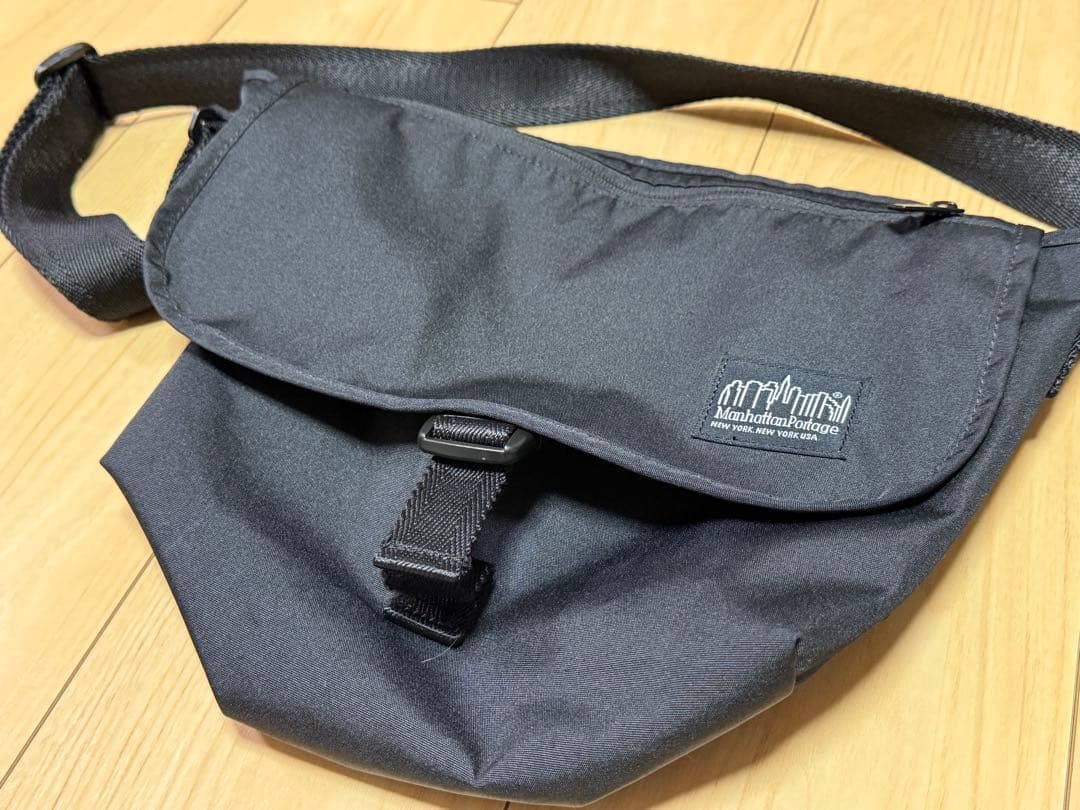 美品★ マンハッタンポーテージ ブラックレーベル ショルダーバッグCORDURA