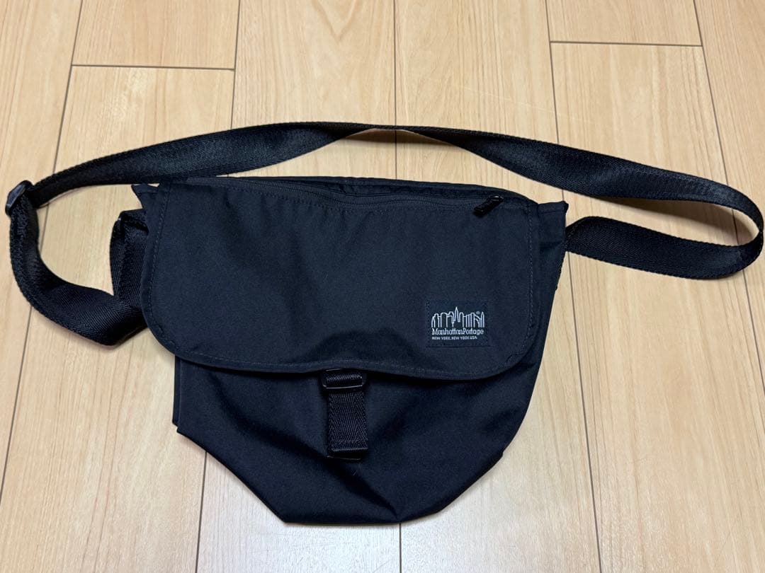 美品★ マンハッタンポーテージ ブラックレーベル ショルダーバッグCORDURA
