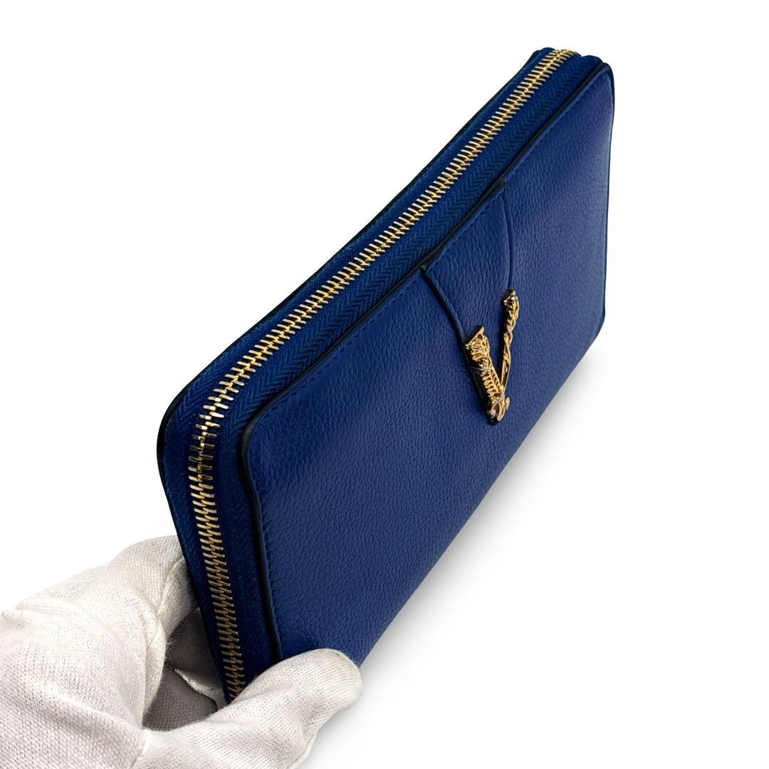 極美品】VERSACE ヴェルサーチ 長財布 ラウンドジップ レザー　革　ロゴ