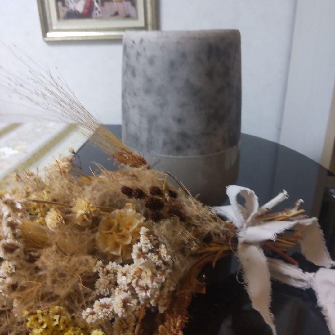 ☆最終価格☆ドマーニ　グレー 円筒　鉢　穴なしドライフラワー付き