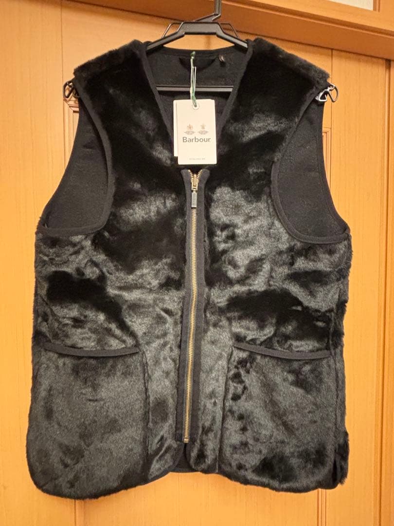 Barbour ファーベスト 36黒 S