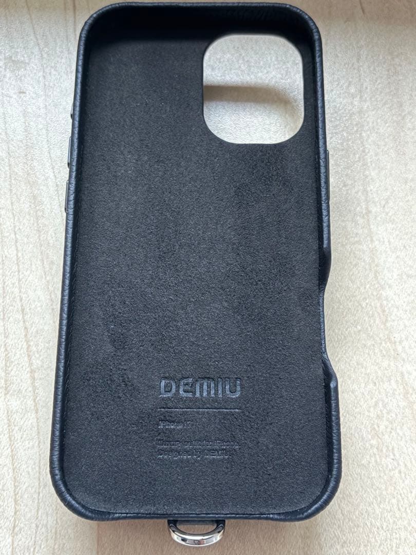 demiu iPhone17 スマホケース