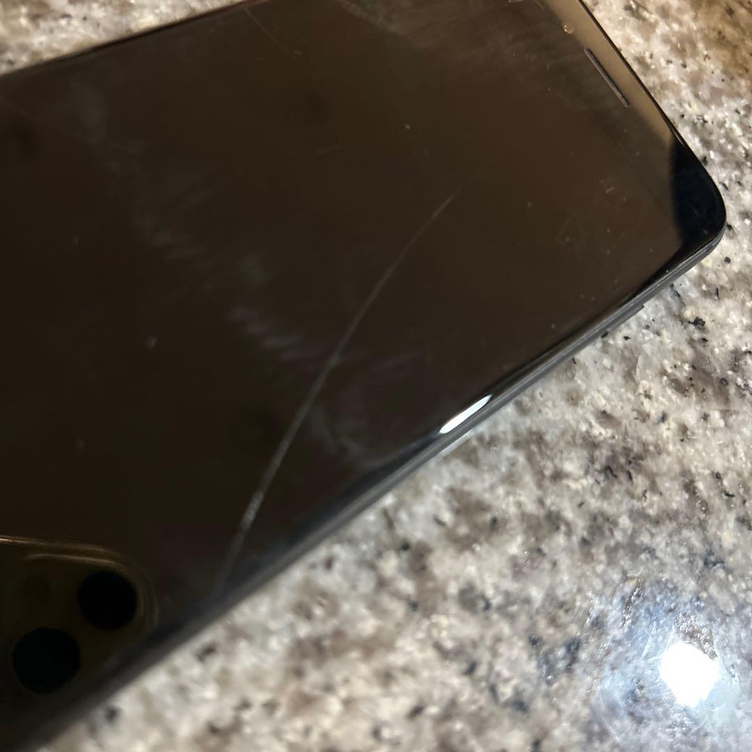 Apple iPhone 8 本体