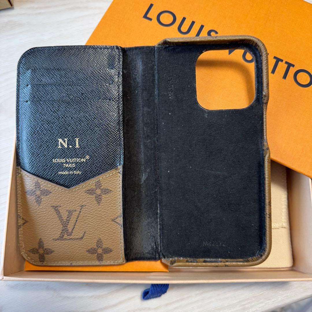 LOUIS VUITTON 手帳型 iPhoneケース