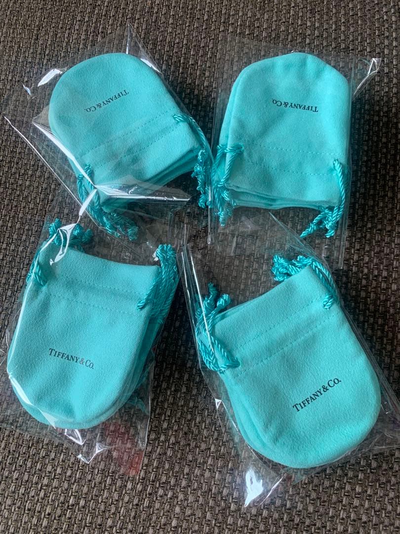 現行品　美品ティファニー巾着（7x9）20枚セット