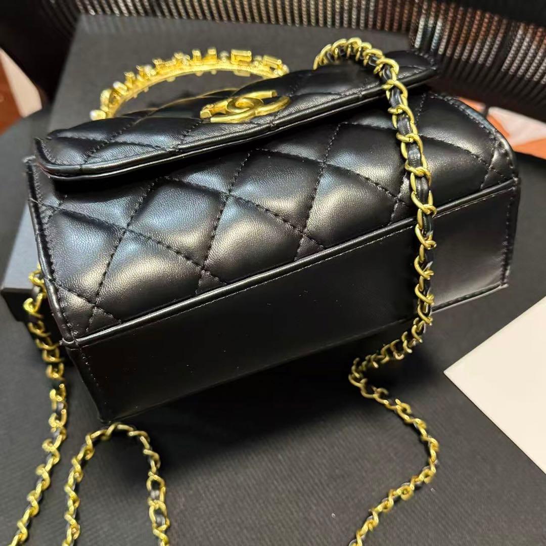 VIP顧客限定 ノベルティ キルティング ショルダーバッグ ブラック