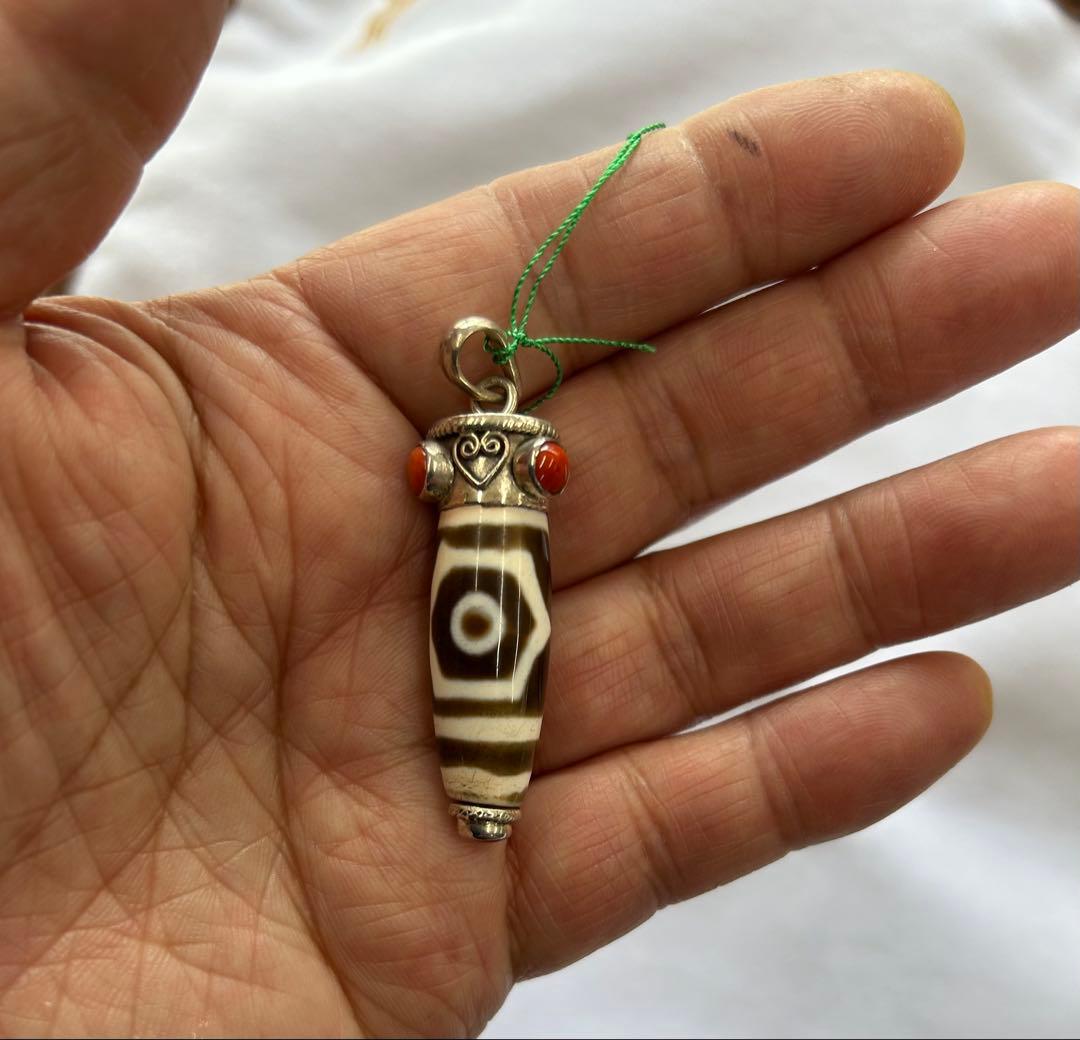 値下げしましたチベットジービーズ天珠