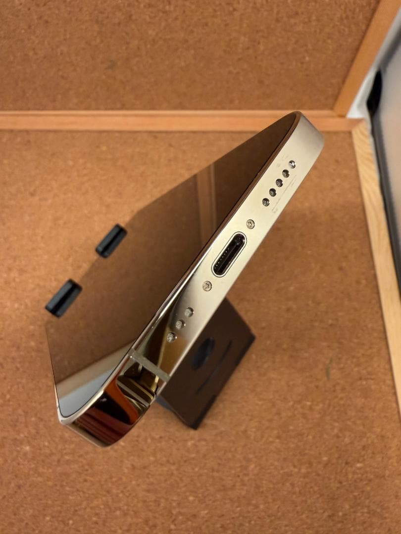 iPhone 13 Pro ゴールド 256 GB バッテリー100%