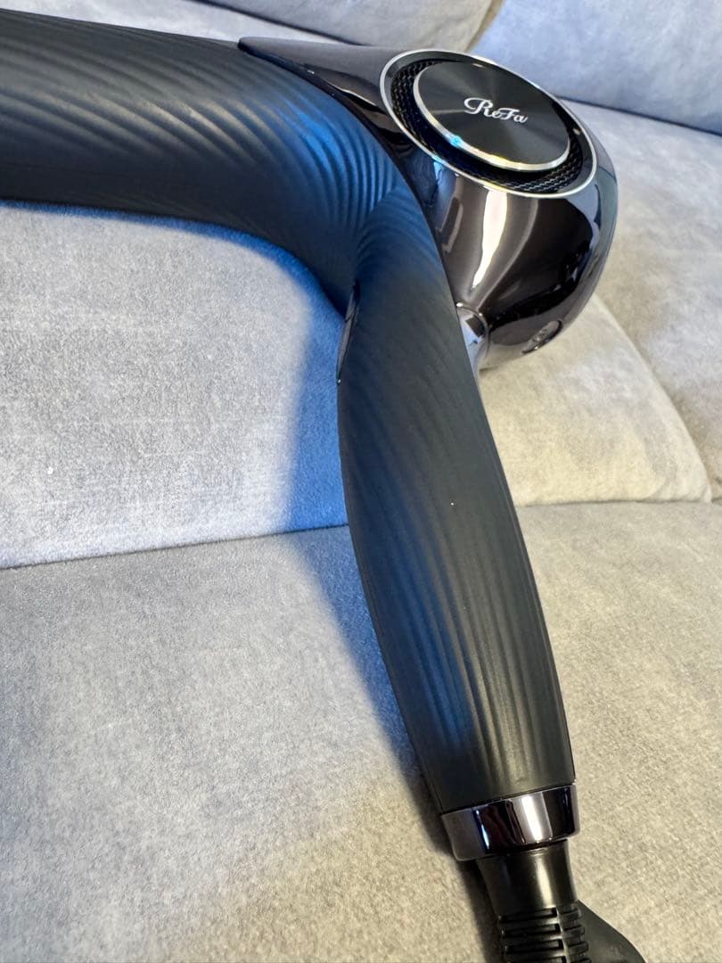 ReFa BEAUTECH ブラックヘアドライヤー