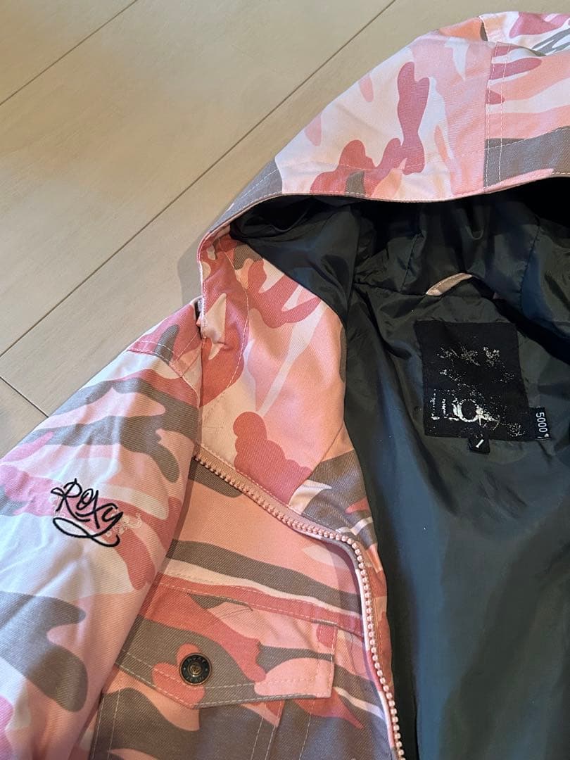 お値下げ⭐️【美品】ROXY/ HHピンク迷彩 スノーボード　スキー　ウェアセット