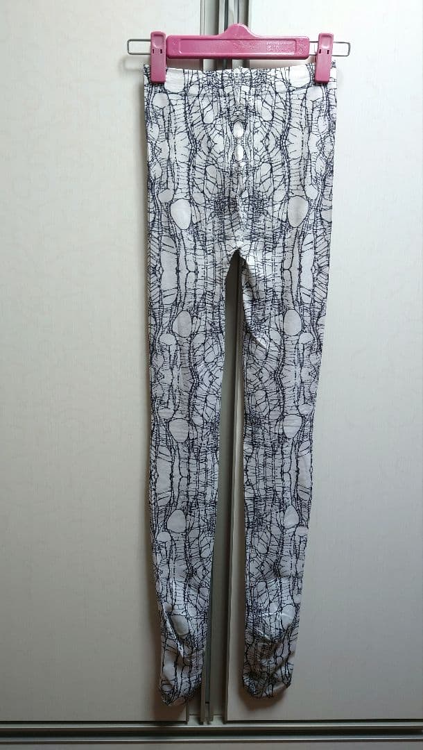 alice auaa 　アリスアウアア　ネットプリントタイツ　白