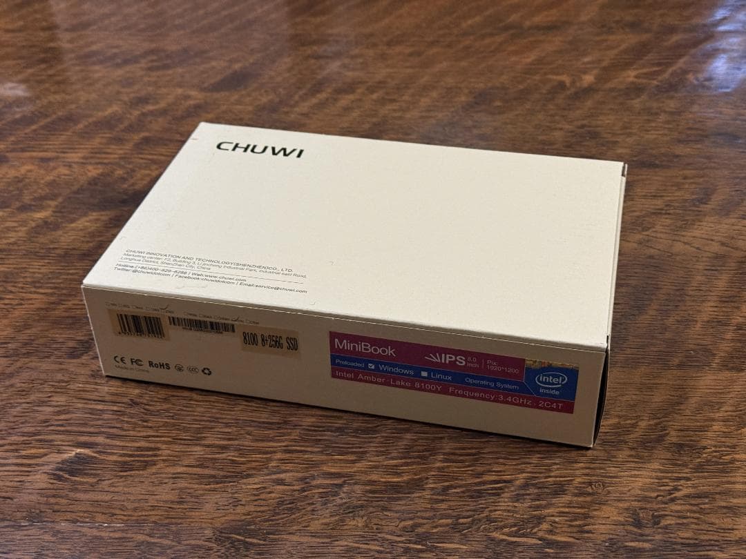 【極美品】CHUWI MiniBook Core m3-8100Y／8／256