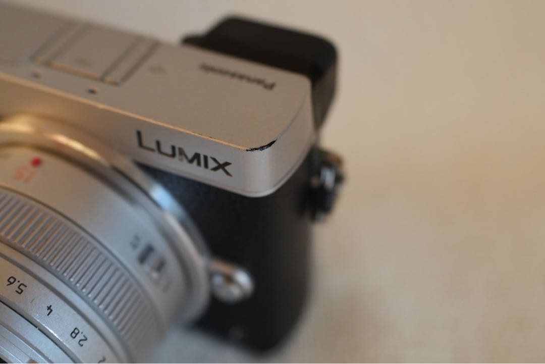 Lumix DMC−GX7MK2LK 単焦点ライカDGレンズキット