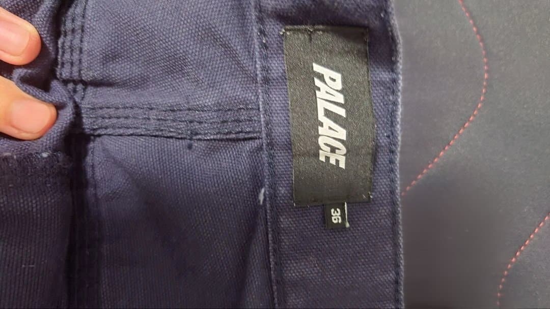 PALACE ネイビー ショートパンツ