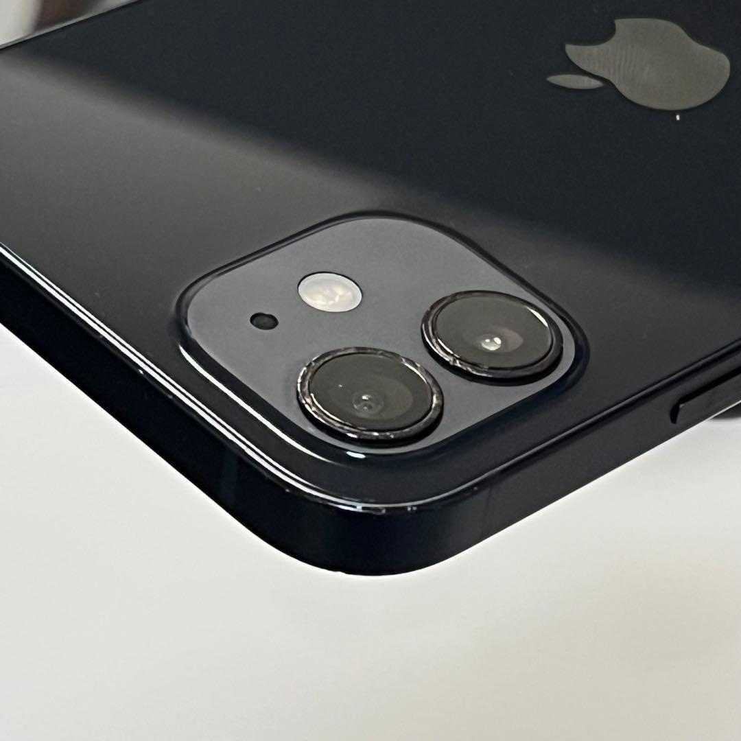 iPhone12 64GB ブラック SIMフリー本体 アクセサリー付き