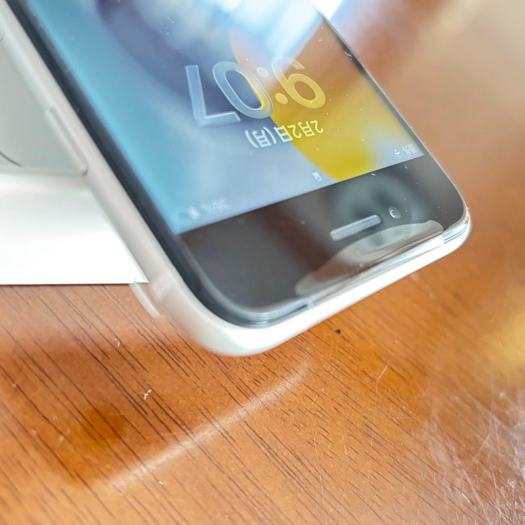 ★新品未使用★Apple iPhone SE（第2世代）64GB ホワイト