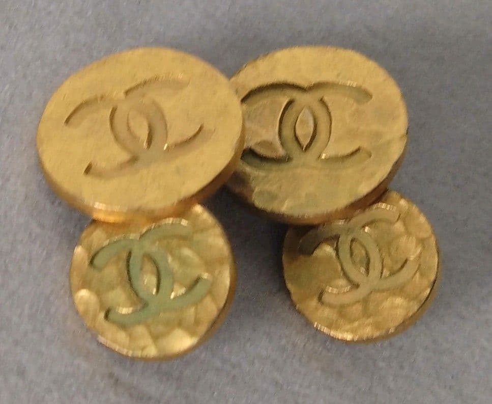 み*ん様 CHANEL シャネル ココマーク ラウンド ゴールド カフス ボタン