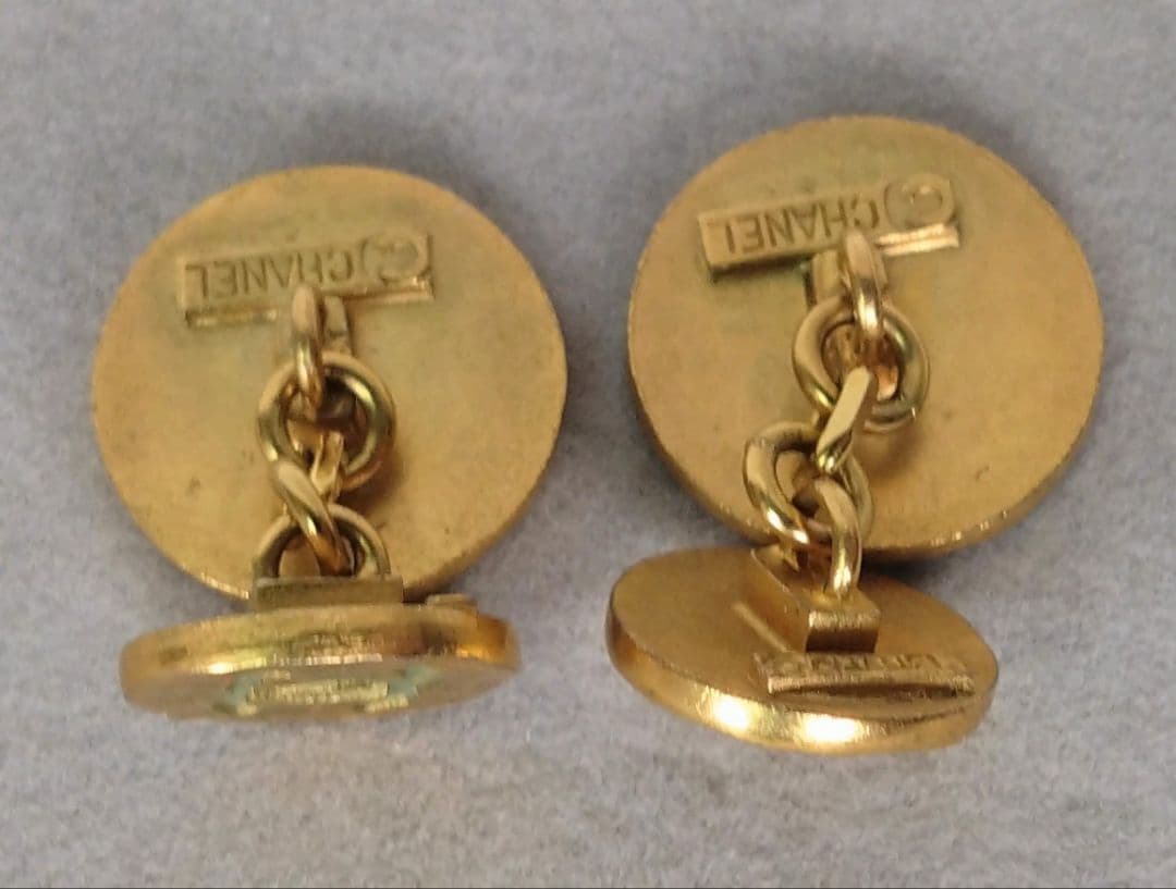 み*ん様 CHANEL シャネル ココマーク ラウンド ゴールド カフス ボタン