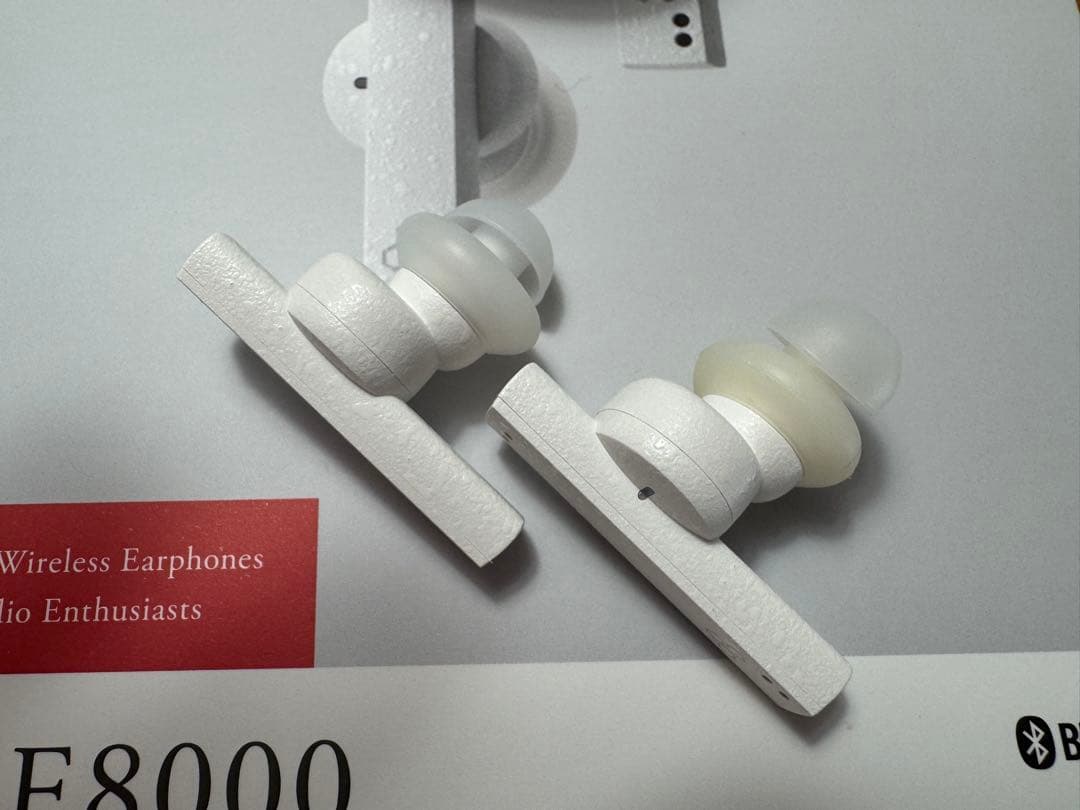 final ze8000 イヤホン　white 購入1ヶ月　美品