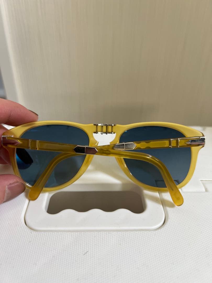 ブラピ着同型同色レア　ペルソールサングラス