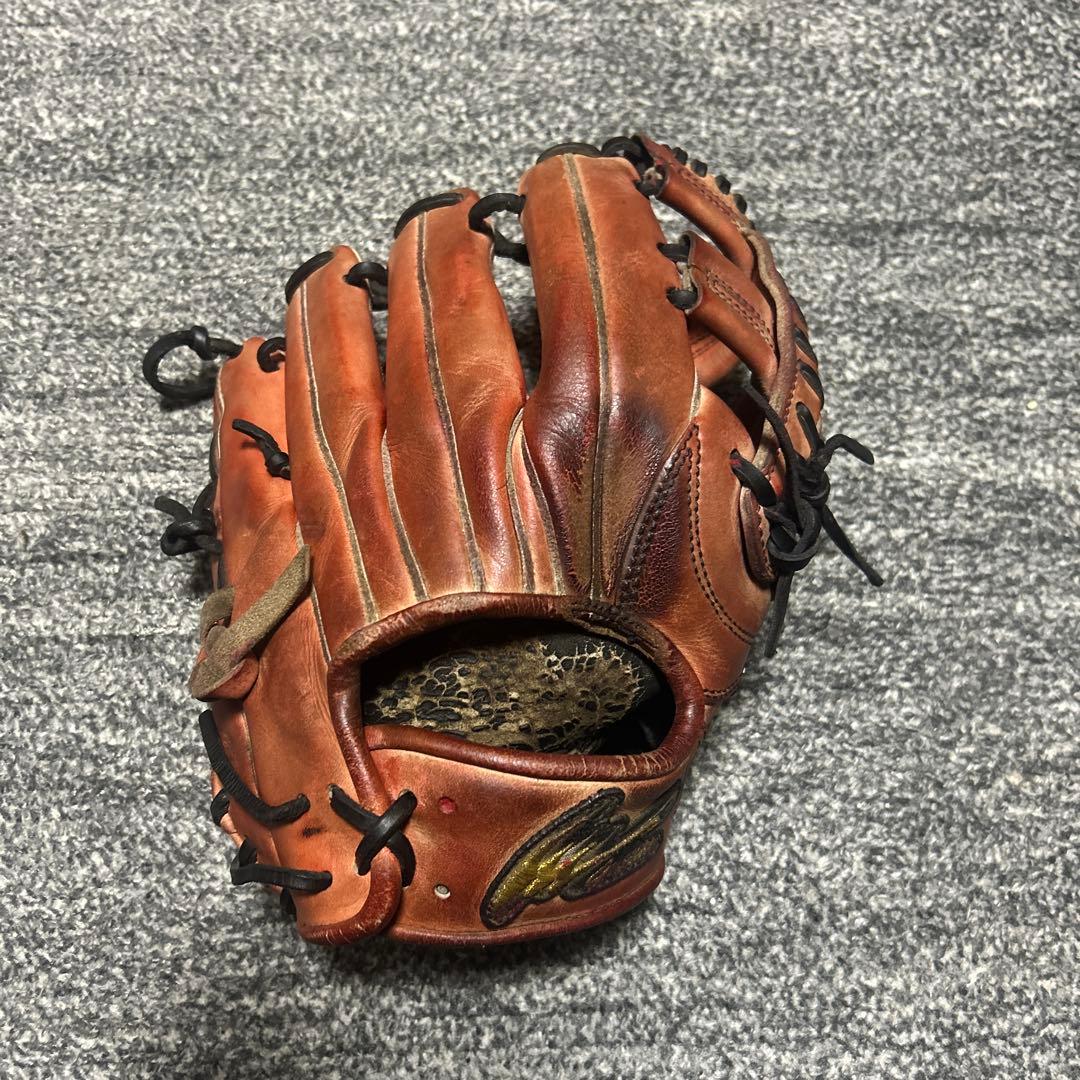 硬式グローブ 内野手用