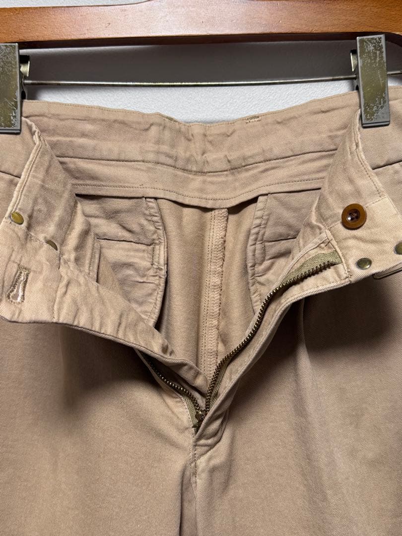 サイズ2 kolor パッカリングテーパードパンツ　ベージュ　カラー