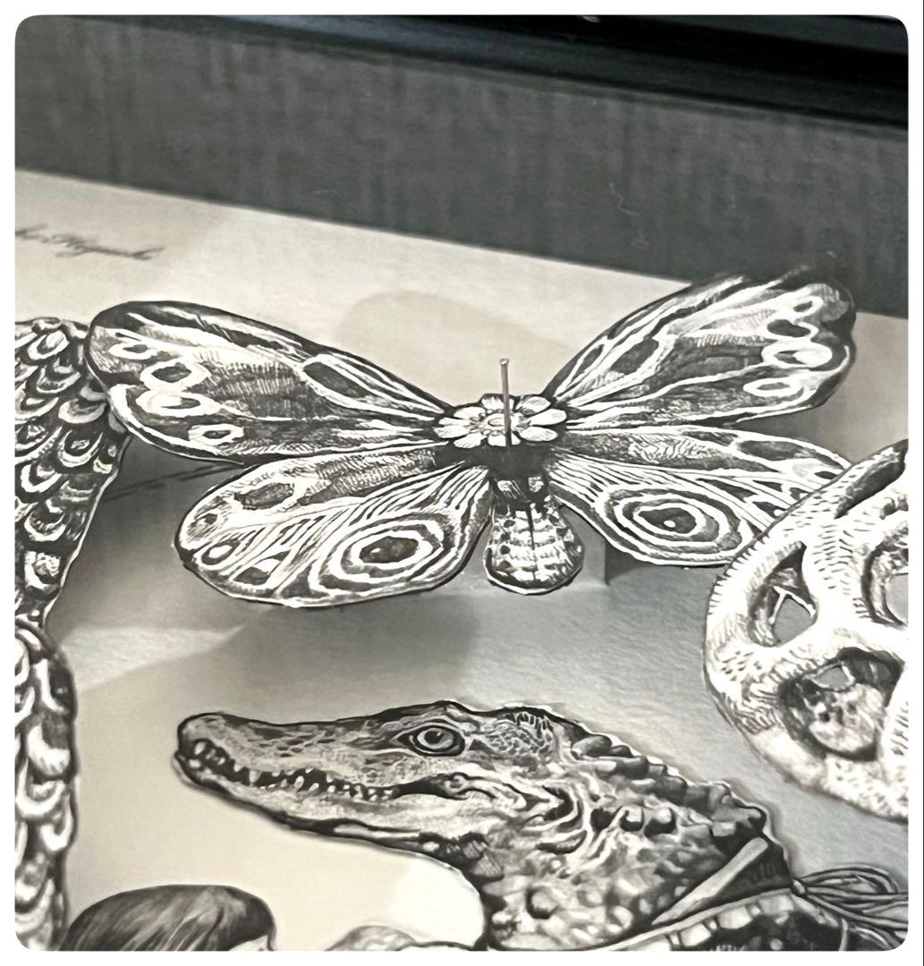 ヒグチユウコさん　 立体アート 2014年　少女とワニ、蝶、きのこ、魚など