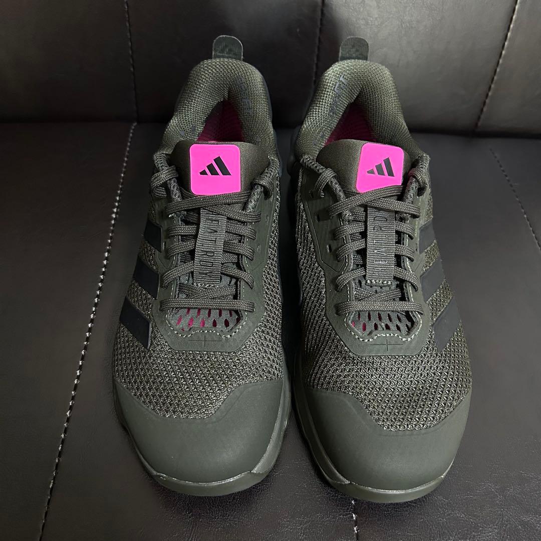 アディダス　ドロップセット3 トレーニングシューズ