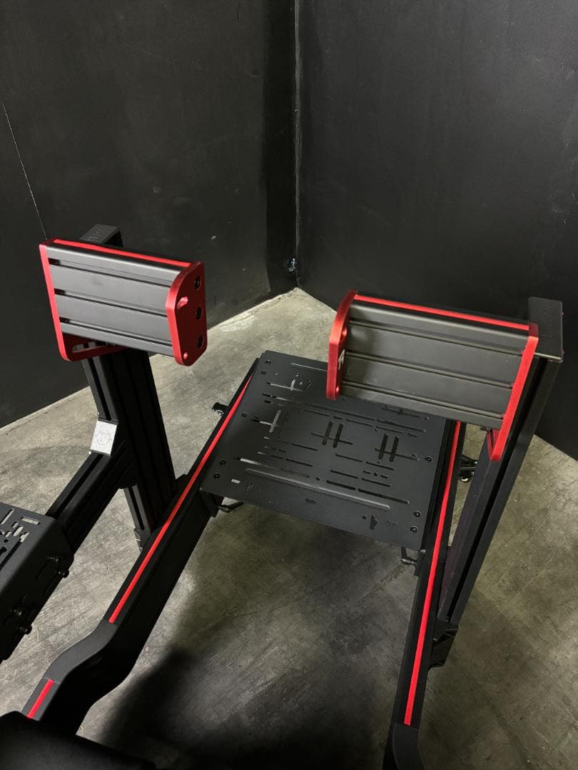 展示品　Trak racer 160S ブラック シムレーシングコックピット